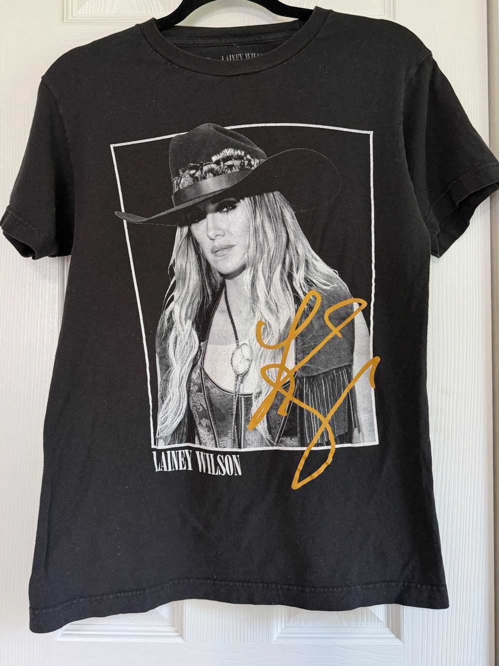 Lainey Wilson Graphic T Shirt Women’s Small Black Country Western Cowgirl Cotton